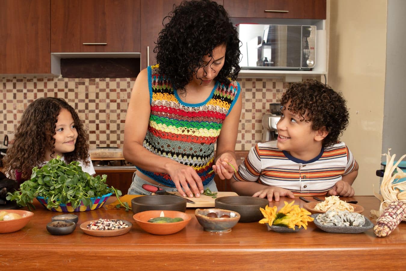 Fun Cooking Skills Your Kids Can Learn With Meal Kits
